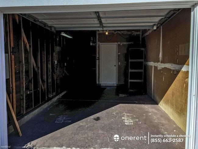 Building Photo - 433 W Rincon Ave