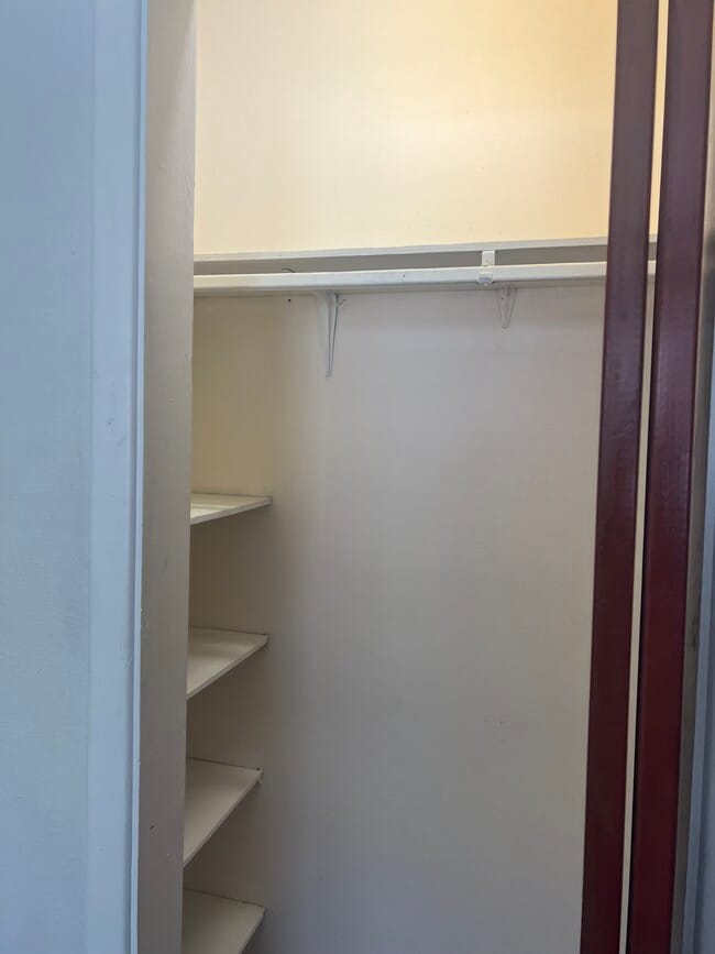 Building Photo - 1005 Vine St