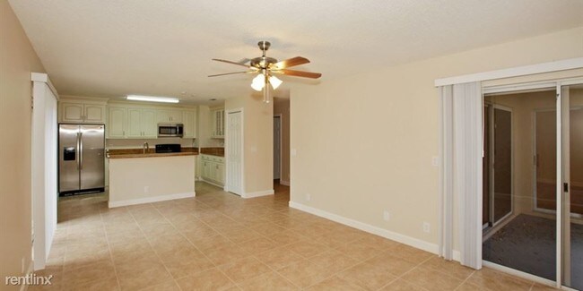 Foto del edificio - 10361 NW 10th St