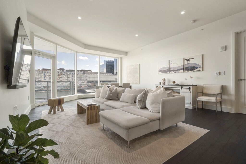 Foto principal - 50 Liberty Drive