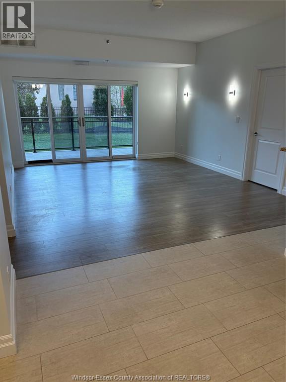 Photo du bâtiment - 250 Manning Rd