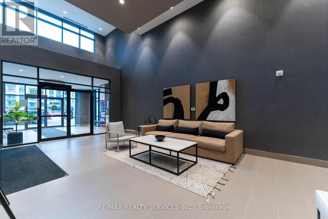 Building Photo - 460 Gordon Krantz Ave