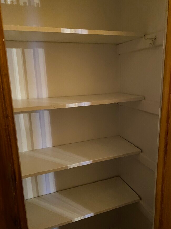 Foto del edificio - 6019 Woodbine St