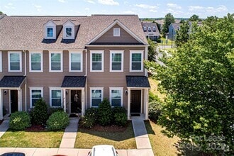 Building Photo - 13406 Calloway Glen Dr