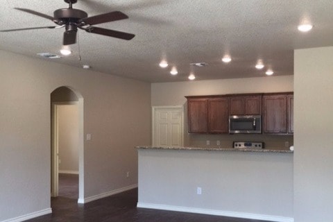 Building Photo - 6100 Boxelder Trail