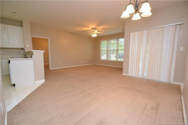 Foto del edificio - 2614 Kudrow Ln