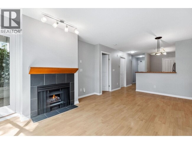 Photo du bâtiment - 2555 W 4th Ave