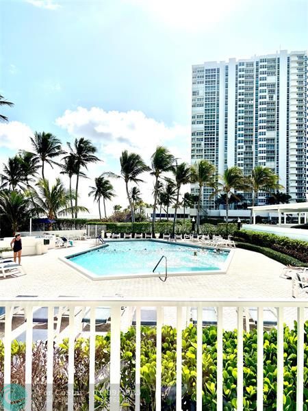 Foto del edificio - 1340 S Ocean Blvd