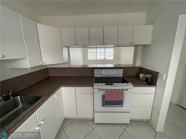 Foto del edificio - 2223 Park Ln