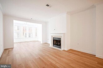 Building Photo - 10328 Sager Ave