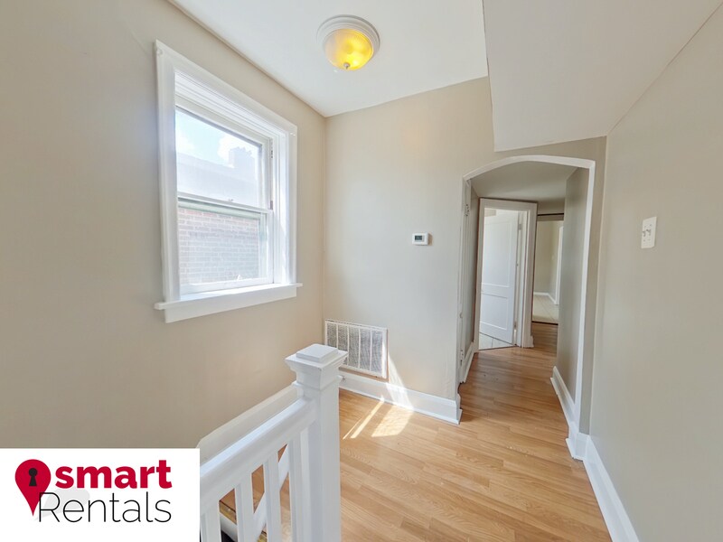 Foto principal - 3437 Winnebago St