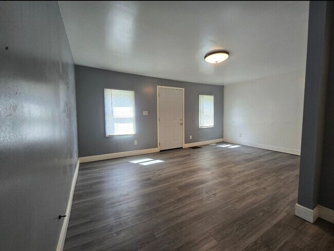 Foto del edificio - 1 Bedroom House In Alton