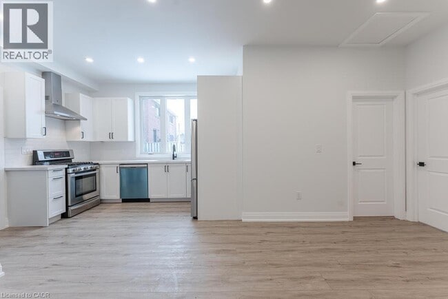 Photo du bâtiment - 20 W 3rd St