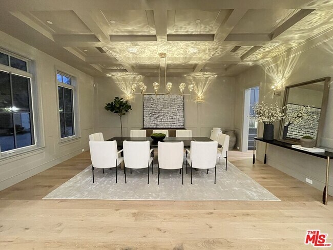 Foto del edificio - 12730 Hanover St