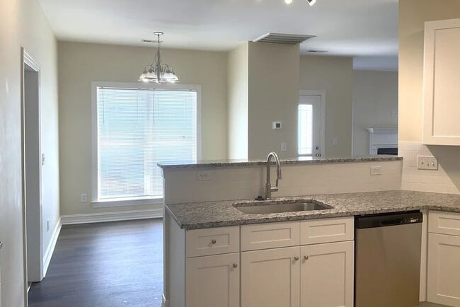 Building Photo - 20229 Colony Point Ln