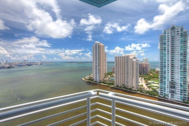 Building Photo - 335 S Biscayne Blvd