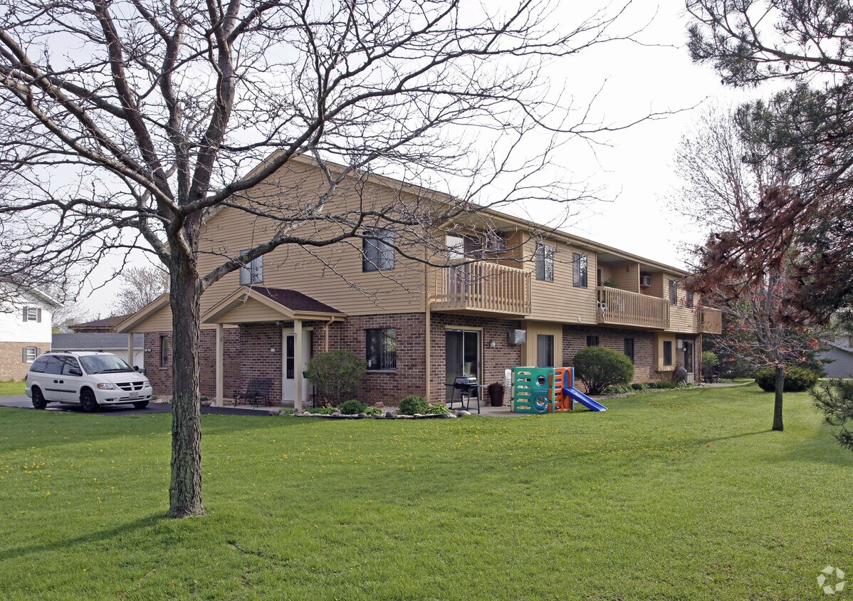 Building Photo - 632 Dundee Ln