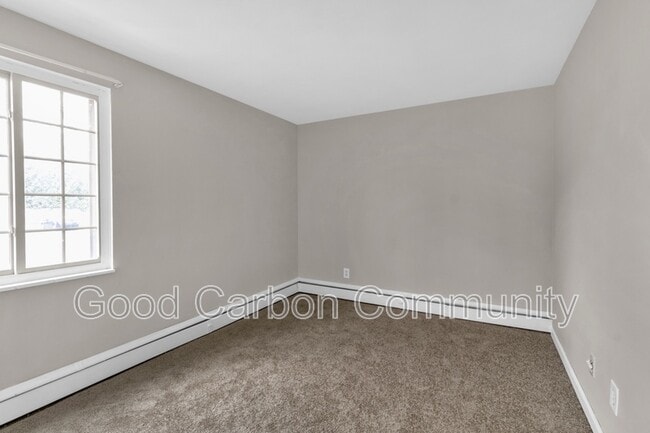 Building Photo - 313 Beattie Ave
