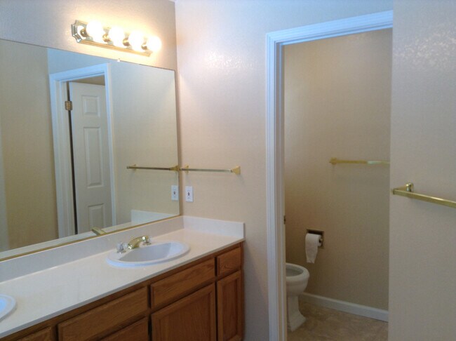 Building Photo - 1103 Muirfield Dr