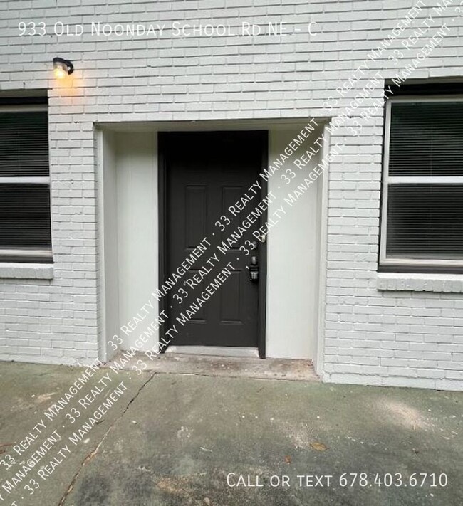 Building Photo - 933 Old Noonday School Rd NE