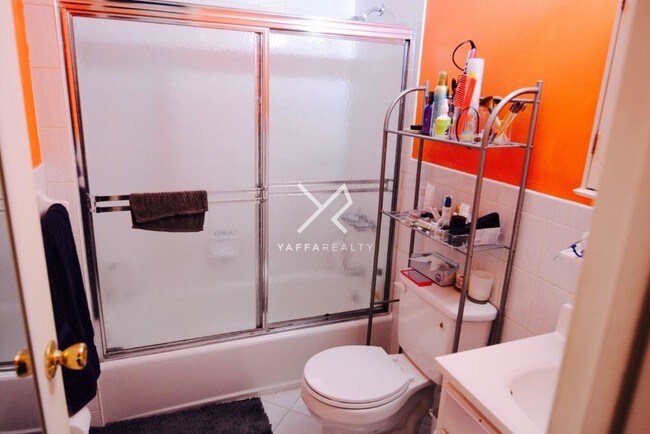 Foto del edificio - Henry Street