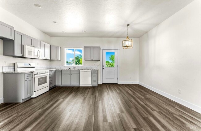 Building Photo - 1771 Regency Way