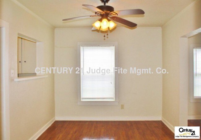 Foto del edificio - Charming 3/2 in Historic Waxahachie For Rent!