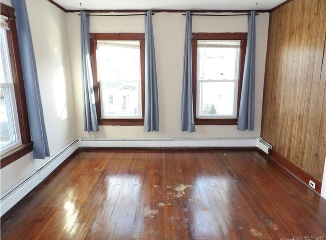 Building Photo - 43 Denison Ave