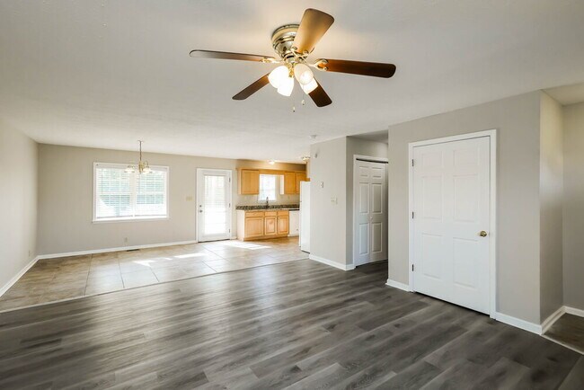 Building Photo - 291 Agin Way