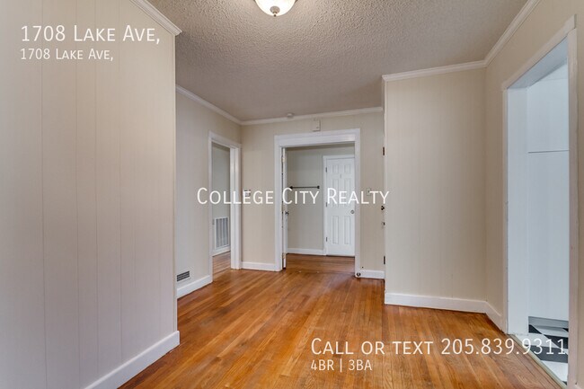 Foto del edificio - 1708 Lake Ave
