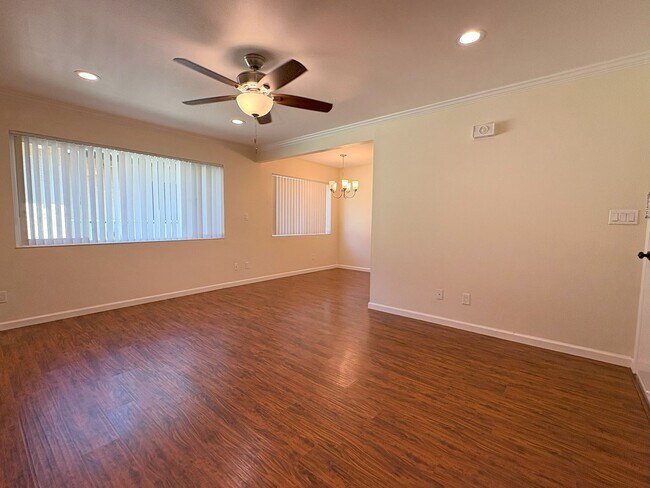 Building Photo - Stylish & Comfortable 1-Bedroom Apartment ...