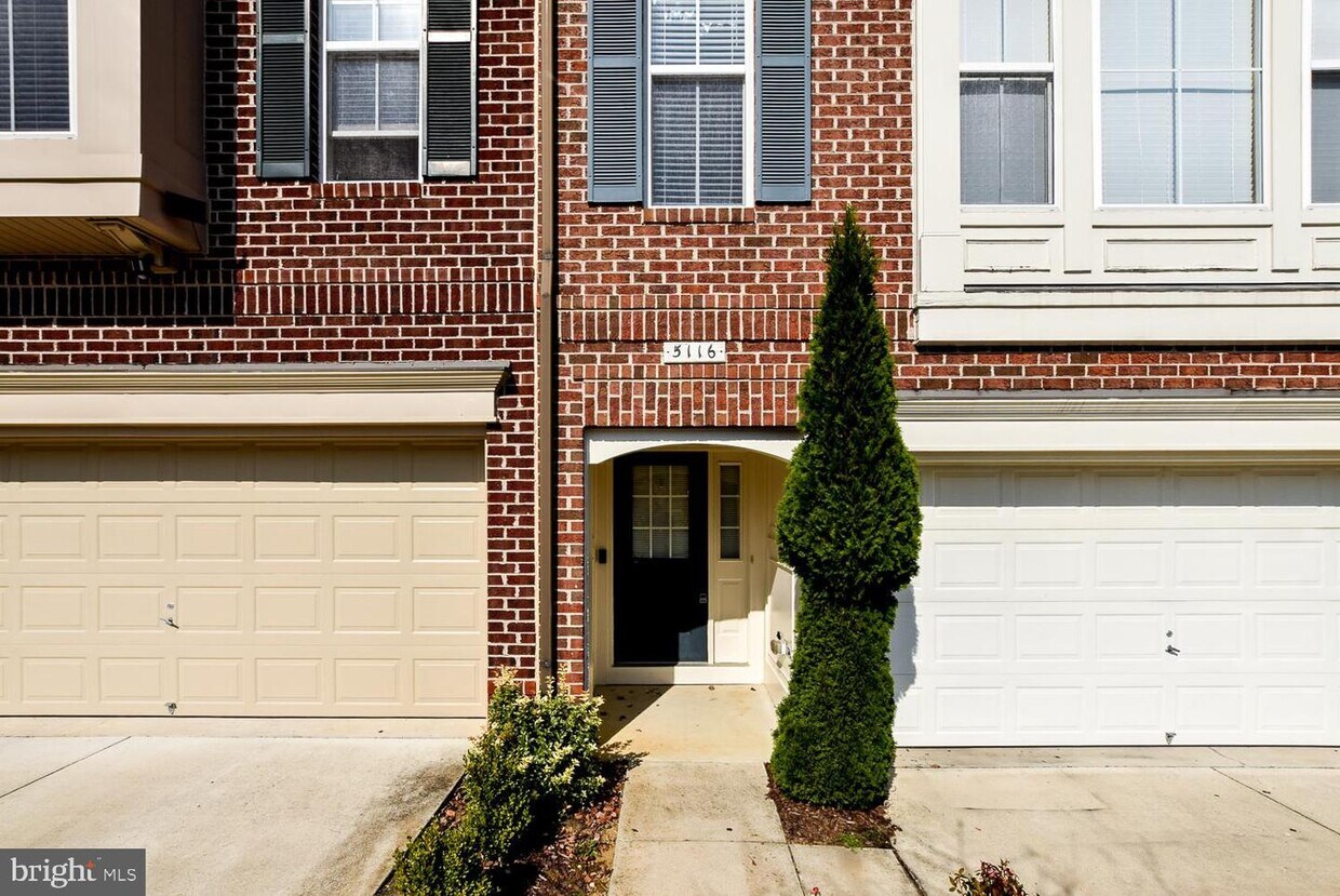 5116 St Thomas Sanctuary Dr, Bowie, MD 20720 Townhome Rentals in