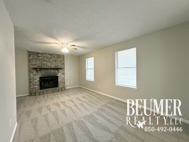 Foto del edificio - 2292 Sparrow Ln