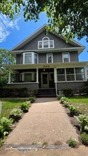 Building Photo - 1606 Hewitt Ave