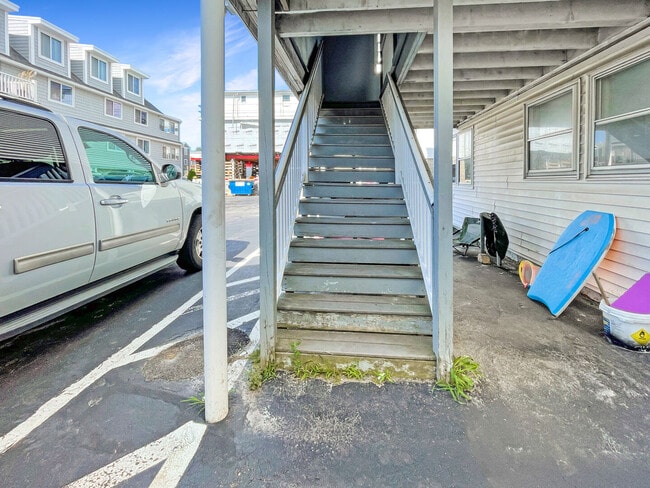 Foto del edificio - 147 Long Beach Ave