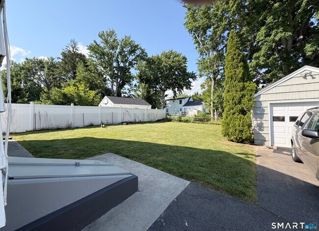 Building Photo - 134 Albright Ave