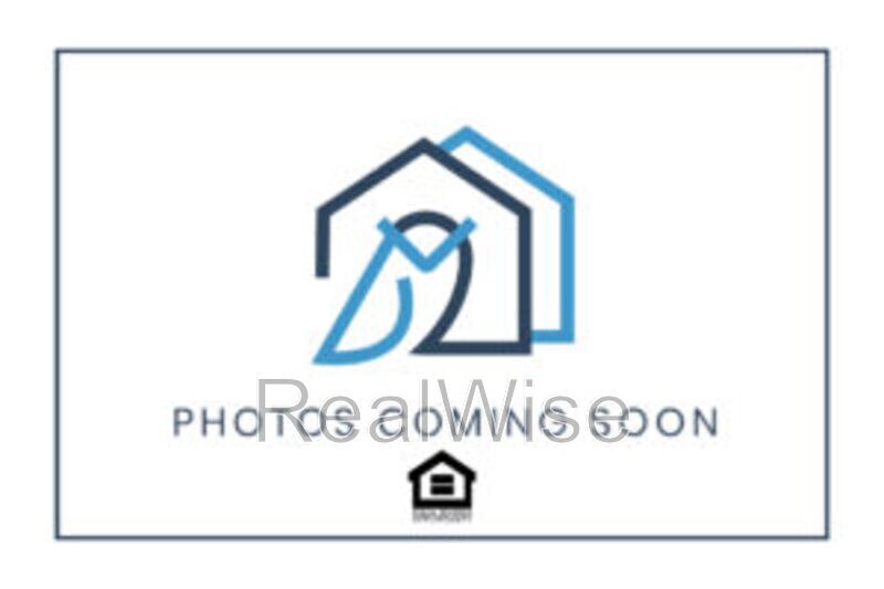 Building Photo - 1229 NW Highland Ave