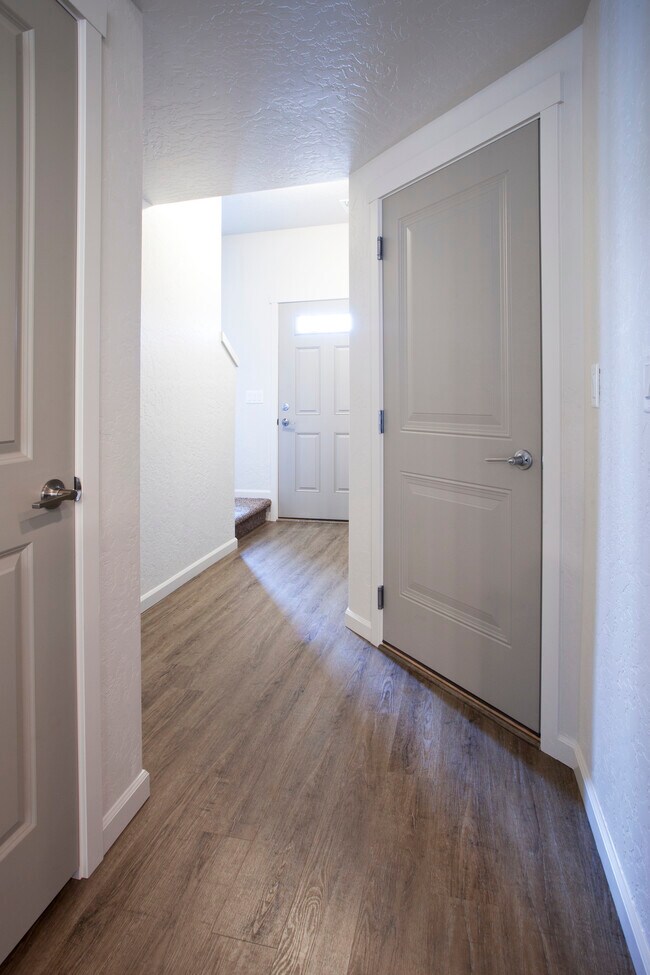 3027 N Sherwood Dr, Coeur d'Alene, ID 83815 Townhome Rentals in Coeur