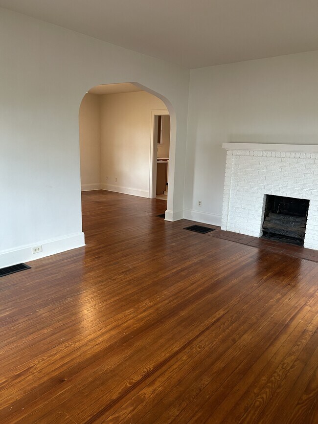 Foto del edificio - 9477 Highland Ave