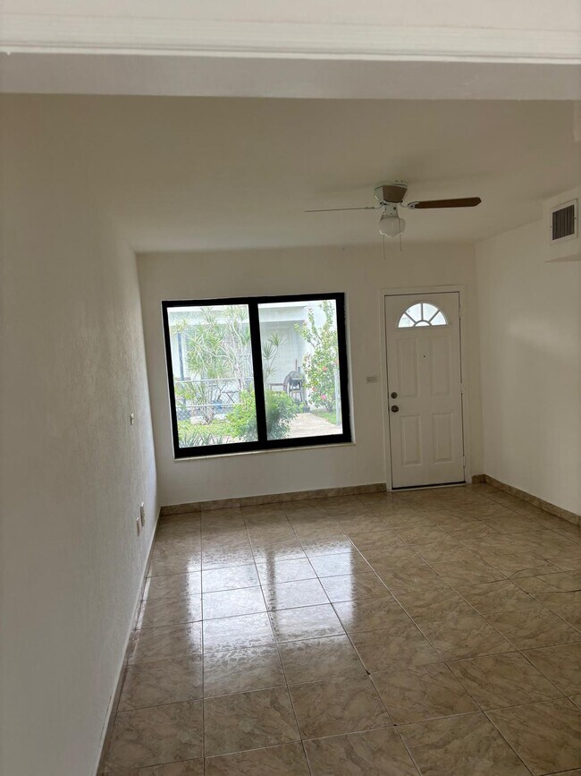 Building Photo - 650 83rd St