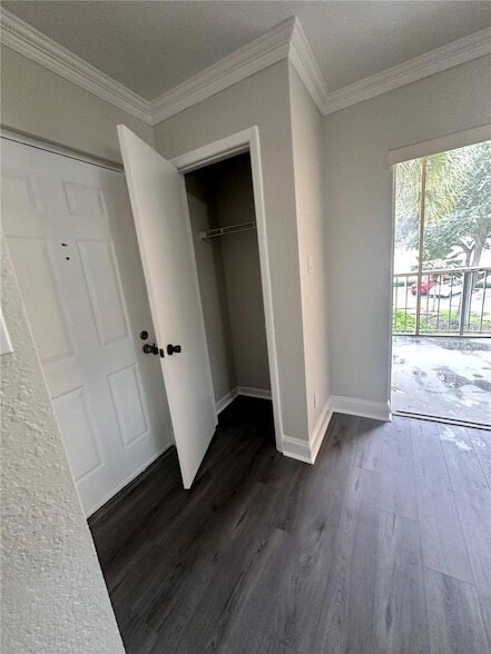 Building Photo - 15300 SW 106th Terrace