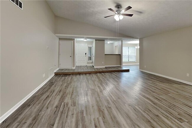 Building Photo - 1207 Ridgeside Dr NW