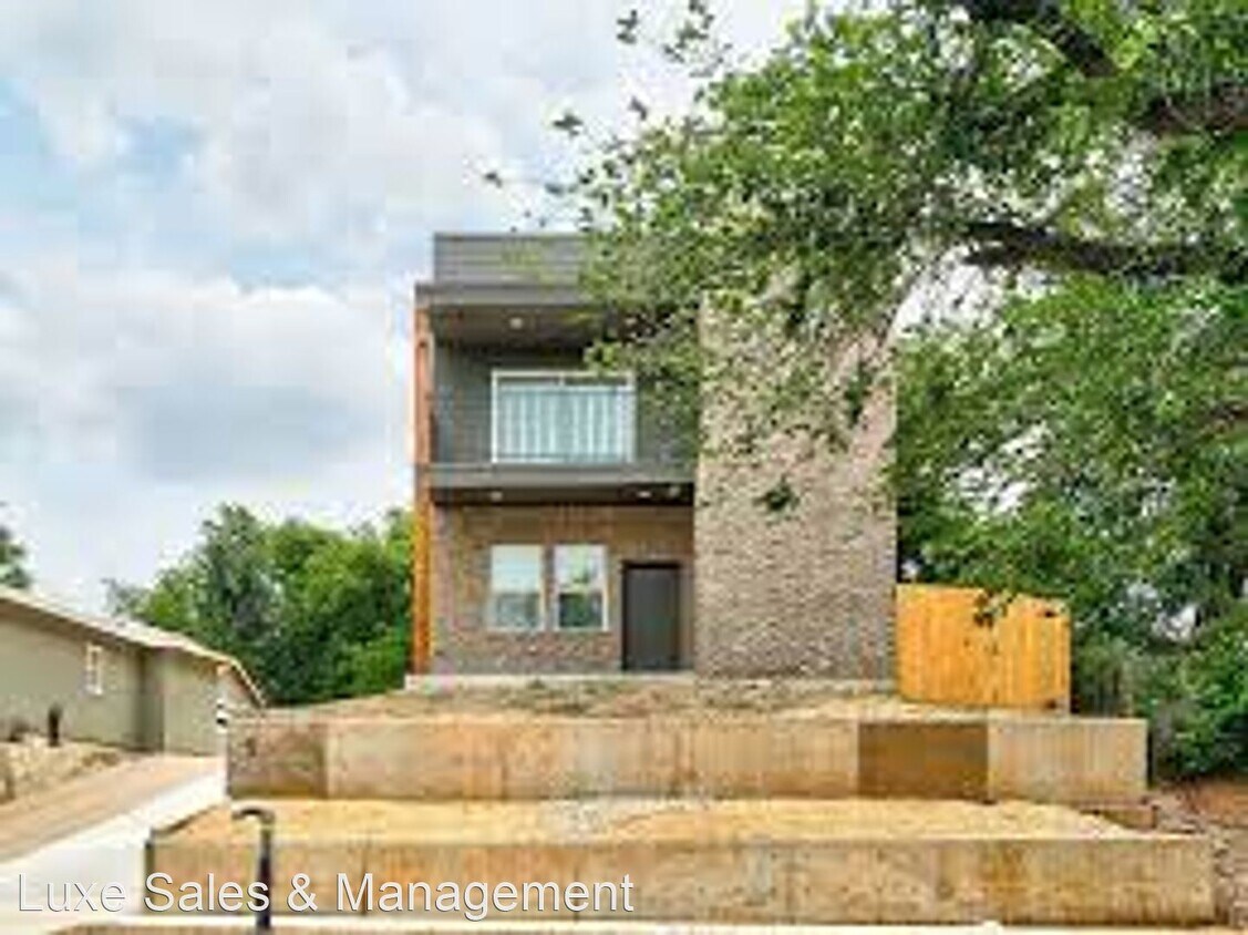 Foto del edificio - 2 br, 2 bath House - 1138 N. Blackwelder A...