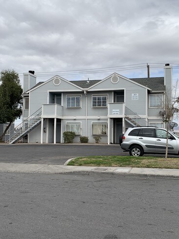 Foto del edificio - Cape Cod Village Apartments