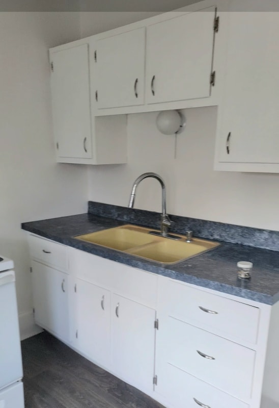 Building Photo - 717 Fulton Rd NW