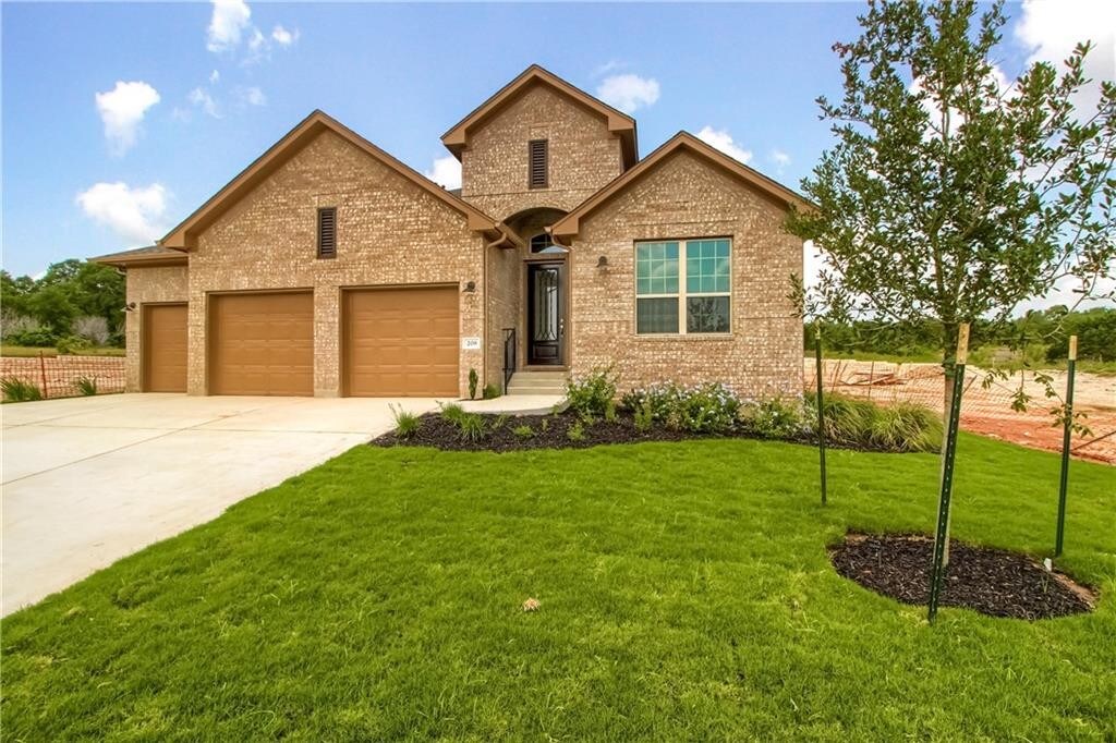 Foto principal - 208 Clement Dr