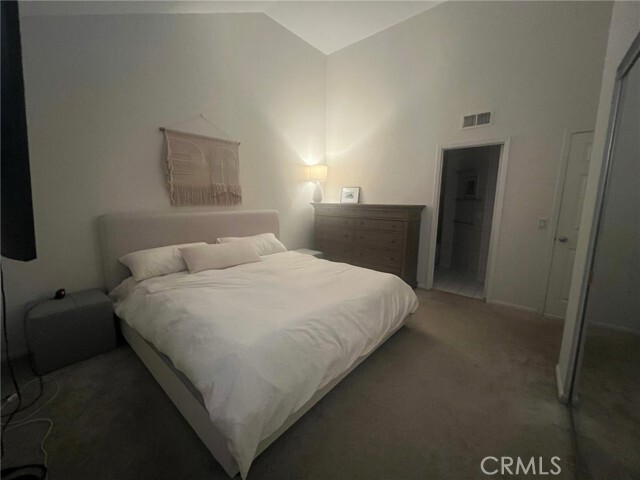 Foto del edificio - 124 Baycrest Ct