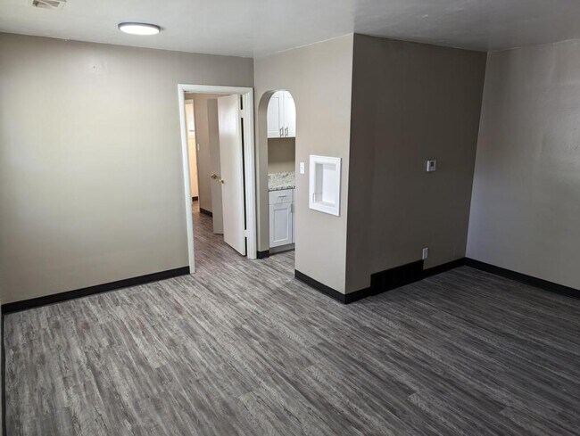 Foto del edificio - 2 James Pl