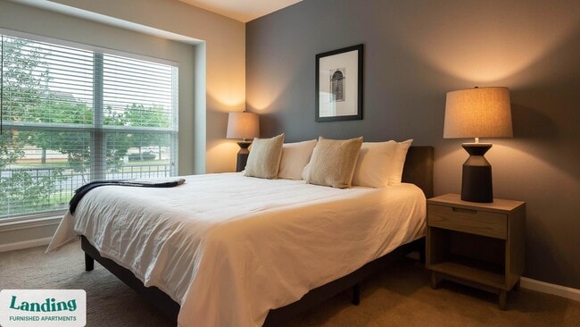 Building Photo - 715 W Slaughter Ln