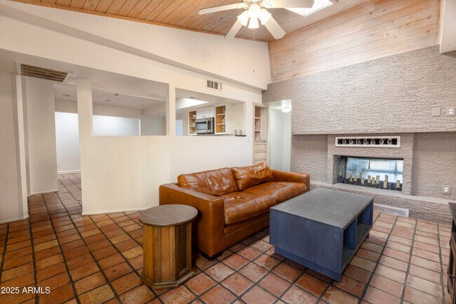 Foto del edificio - 922 W Mission Ln